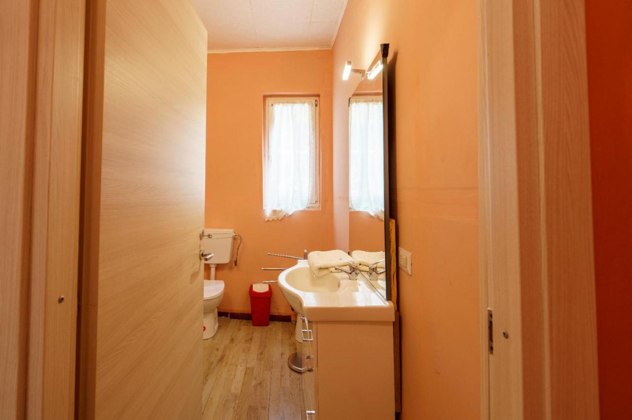 The Orange Housing In Комо Екстериор снимка