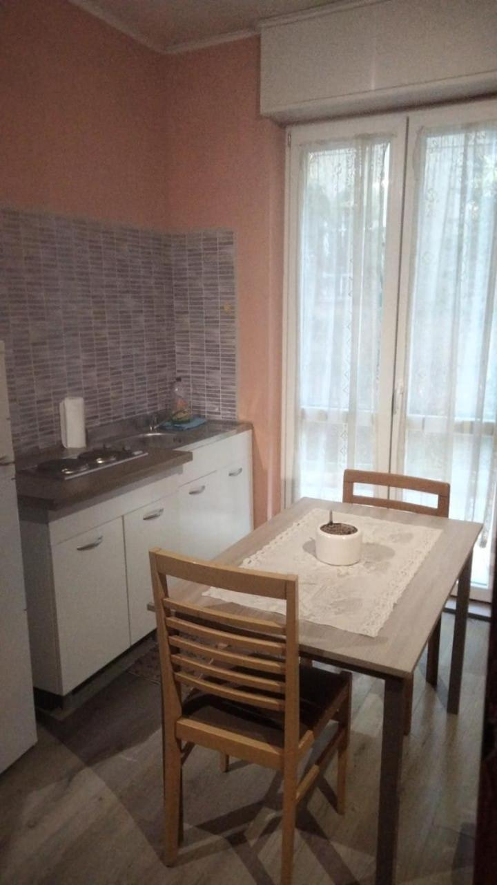 The Orange Housing In Комо Екстериор снимка
